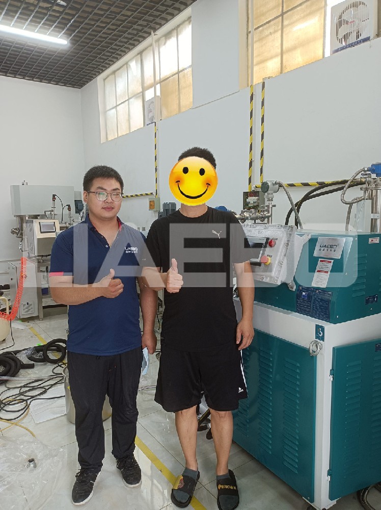 河北某鋰電池磷酸鐵鋰中試項目25L砂磨機調(diào)試成功