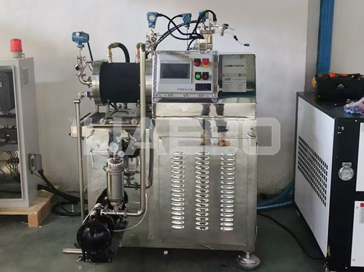 常州某機(jī)械有限公司 10L砂磨機(jī)調(diào)試成功