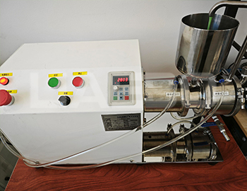 上海某生物科技有限公司50L砂磨機(jī)、0.5L實(shí)驗(yàn)室砂磨機(jī)、22KW液壓升降分散機(jī)調(diào)試成功