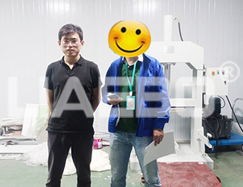 江蘇某新材料公司80L雙行星攪拌機(jī)